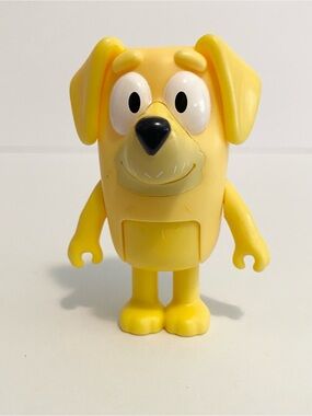 Bluey Family Figures Pat Lucky Dad Disney Toy Yellow Labrador Bluey Bingo Friend